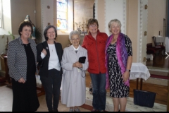 Former teachers and pupils (including Sr. Elizabeth Geale) pg