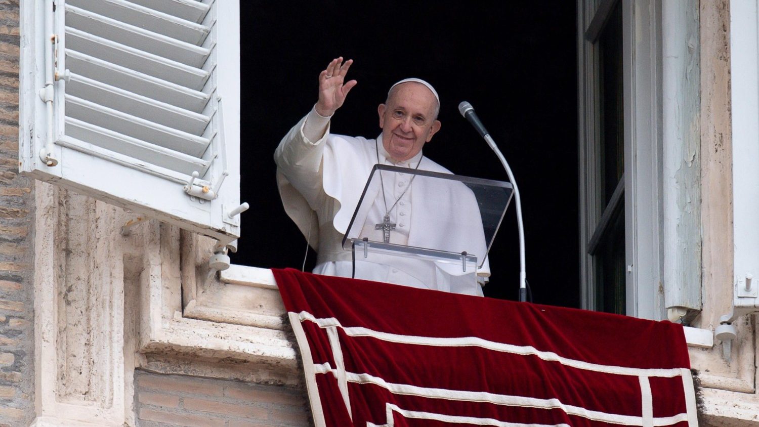 Read more about the article The Pope’s Advent Message of Hope, Vigilance, and Trust in God’s Plan